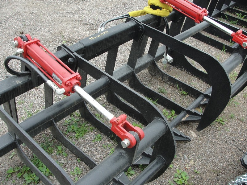 NEW  72. GRAPPLE