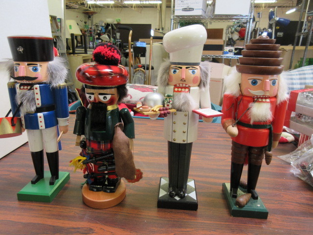 lot 303 image: 4 GERMAN MADE NUTCRACKERS