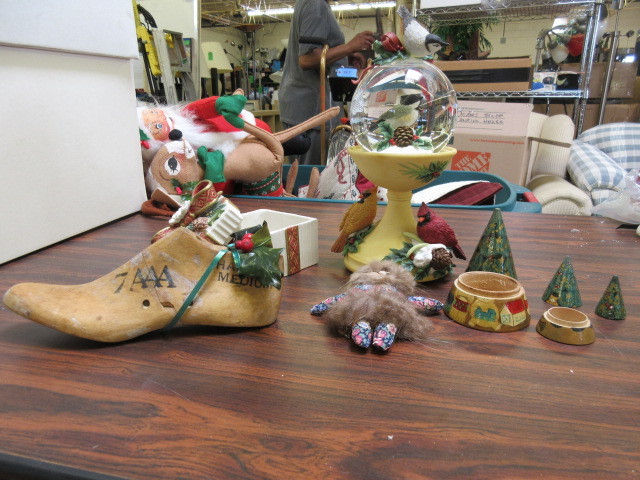 lot 306 image: SNOW GLOBE, NESTING DOLL AND MORE