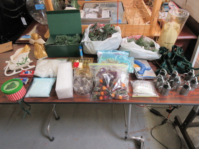lot 328 image: HOLIDAY GARLAND, TREE TOPPERS, GLUE GUN AND MORE