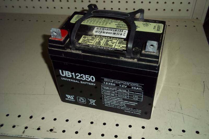 12 V Battery