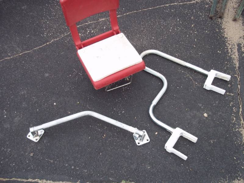 Boat Seat with Bathroom assist bars