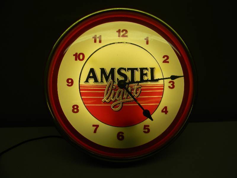 lot 18 image: VINTAGE AMSTEL LIGHT BAR CLOCK - WORKS - APPROX 14 - SEE PICTURES