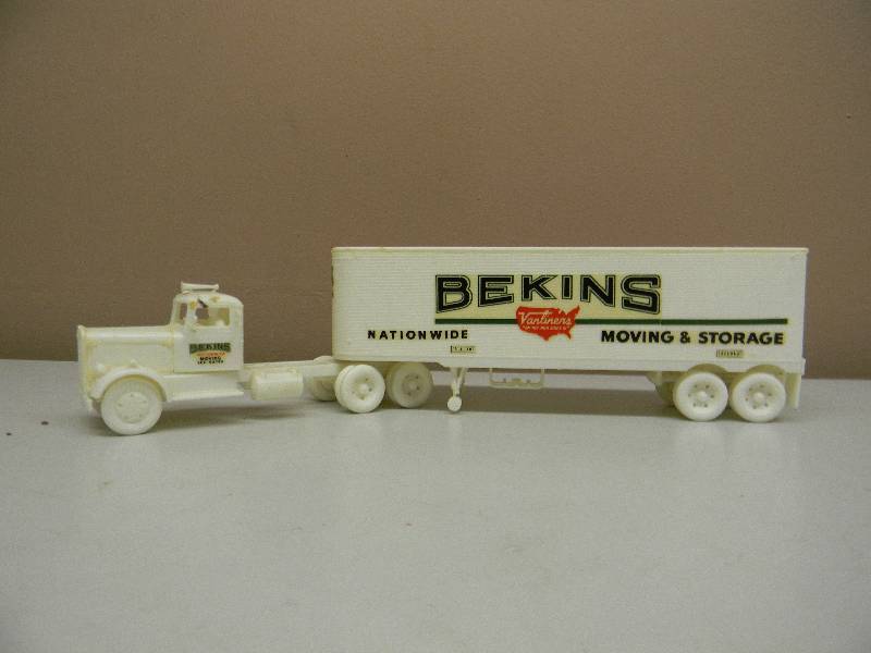 lot 40 image: RARE 1955 BEKINS MOVING & STORAGE  MODEL SEMI & TRAILER (RARE) - SEE PICTURES