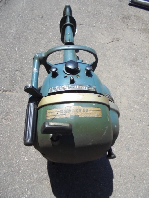 Evinrude Outboard Motor