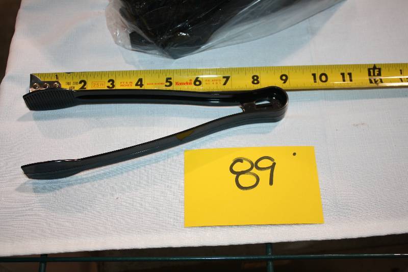 lot 89 image: Tongs