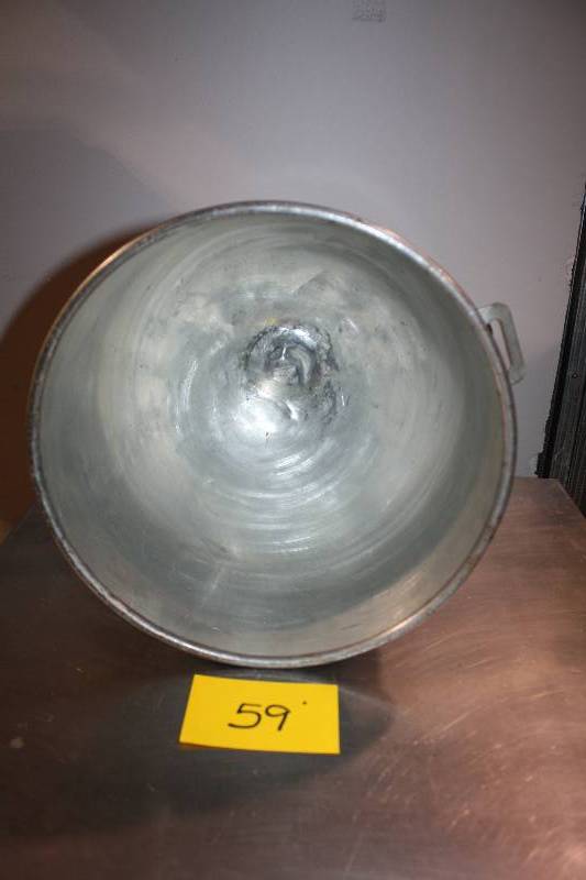 lot 59 image: Mixing Bowl