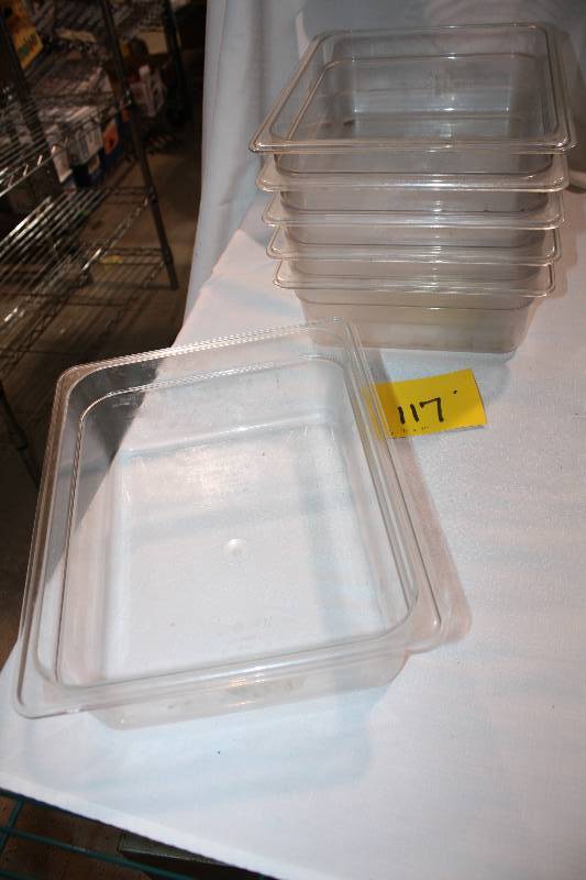lot 117 image: 12 x 4 Containers