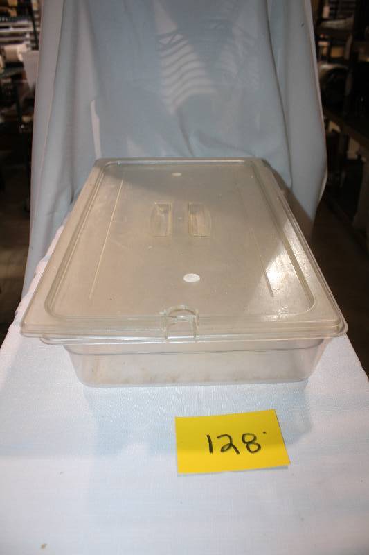 lot 128 image: Full Size Containers