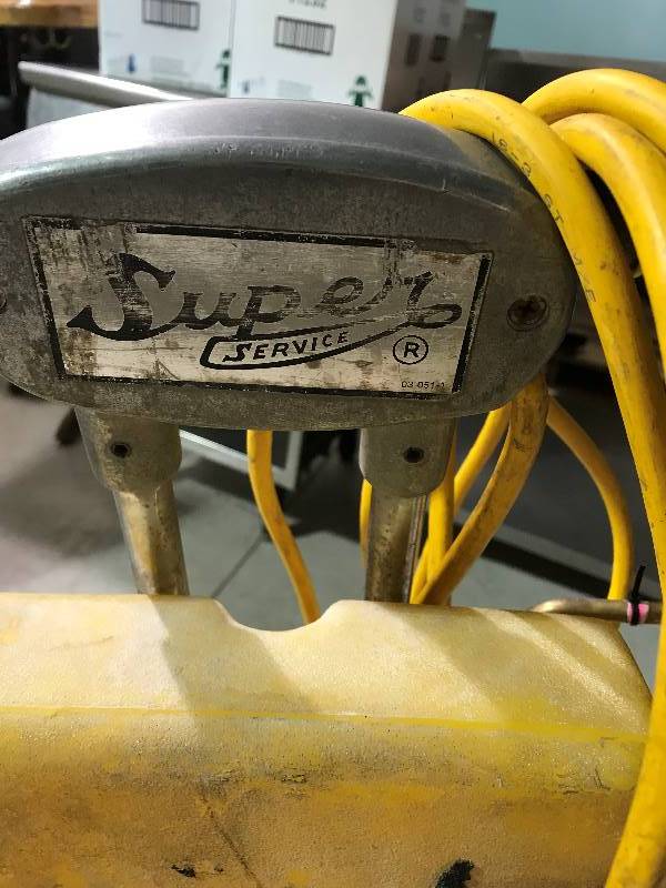 lot 146 image: Floor Scrubber with attachments Not Working