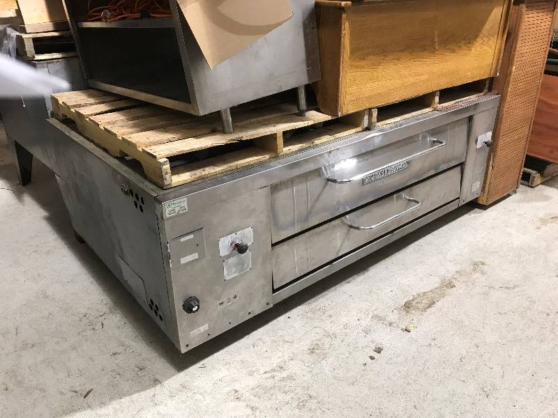 lot 49 image: Bakers Pride Double Deck Y800 Deck Ovens