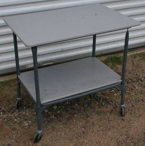 lot 16 image: Rolling Utility Table
