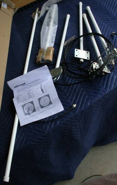 lot 87 image: Fiberglass Antennas