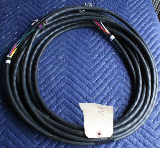 lot 93 image: Heavy Duty VGA Component Cords