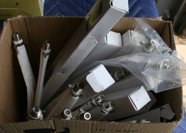 lot 114 image: Under-Window Coaxial Jumpers and Coaxial Band Filters