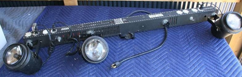 lot 150 image: DJ Light Bar
