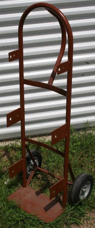 lot 216 image: Spool Cart