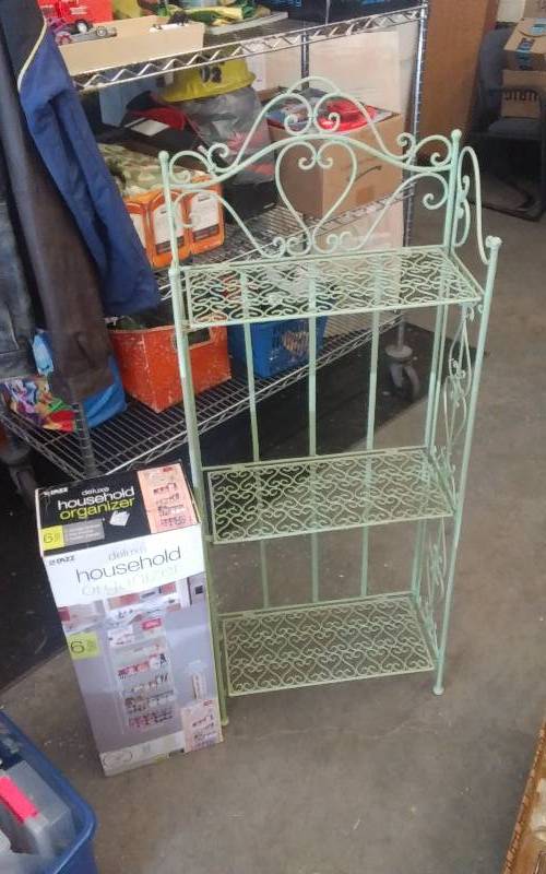 lot 52 image: Over The Door Pantry Organizer, Green Metal Folding Shelf 19x9x48
