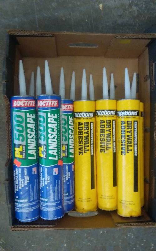 lot 54 image: 6- Tubes #2802 Drywall Adhesive Tile Bond
