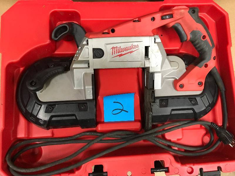 Milwaukee 11 Amp Deep Cut Band Saw With Hard Case in working condition