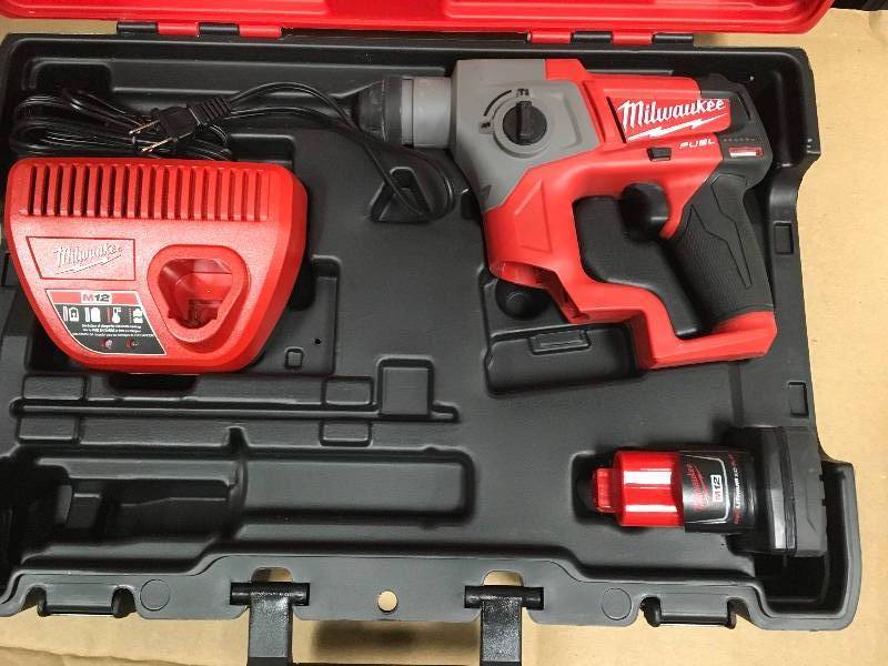 Milwaukee M12 FUEL 12-Volt Lithium-Ion 58 in. Brushless Cordless SDS-Plus Rotary Hammer Kit W(1) 4.0h Batteries & Hard Case
