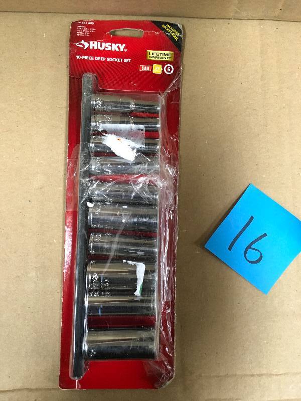 Husky 38 in Drive Deep SAE Wrench Socket Hand Tool Set 10 Piece Kit