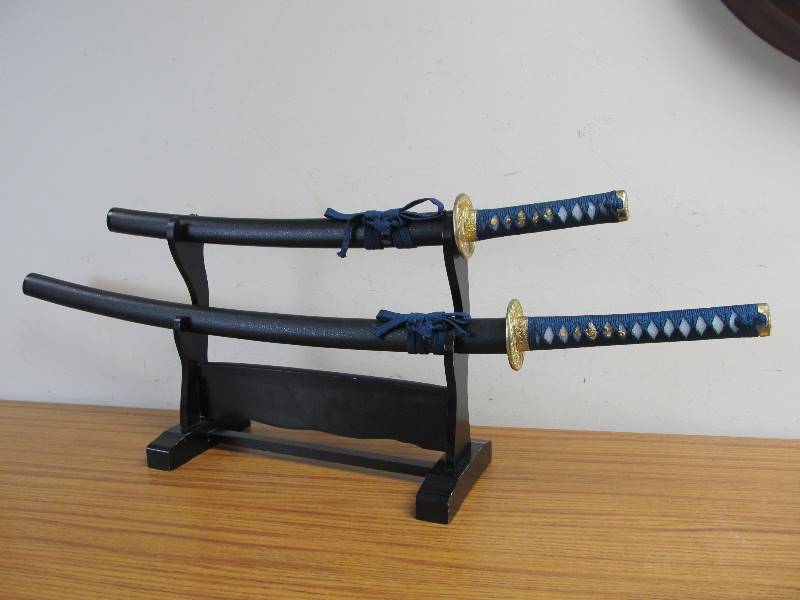 lot 164 image: Pair of Decorative Japanese Samurai Swords wStand
