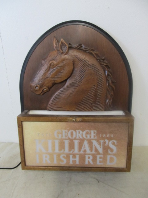 lot 46 image: Large KILLIANS IRISH RED Lighted Beer Sign