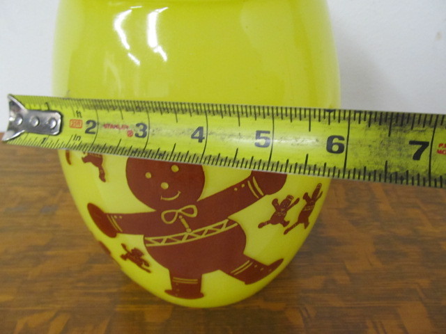 Vintage Bartlett Collins Yellow Gingerbread outlets Man Glass Cookie Jar With Lid