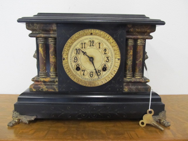 lot 138 image: Antique New Haven Mantel Clock wPendulum & Key