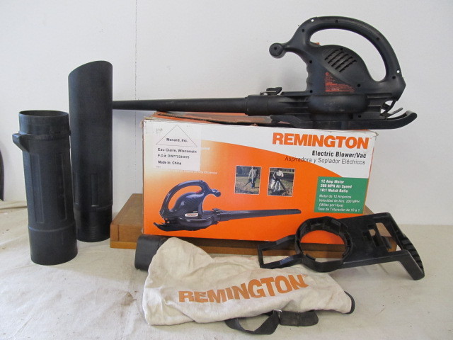 lot 154 image: Working REMINGTON Leaf Blower wAccessories 