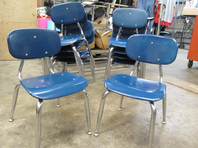 lot 189 image: Lot of 10 BlueChrome Childs School Style Chairs
