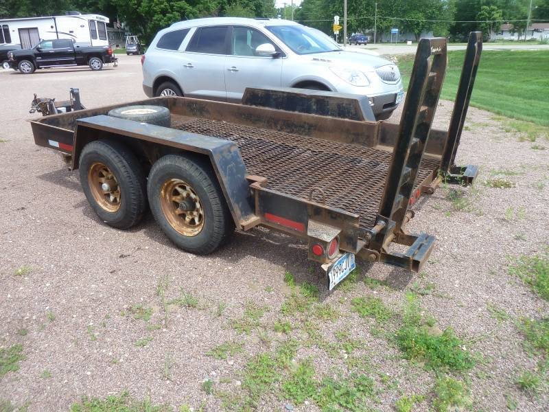 lot 2 image: 1992 Felling  Skid steer Trailer