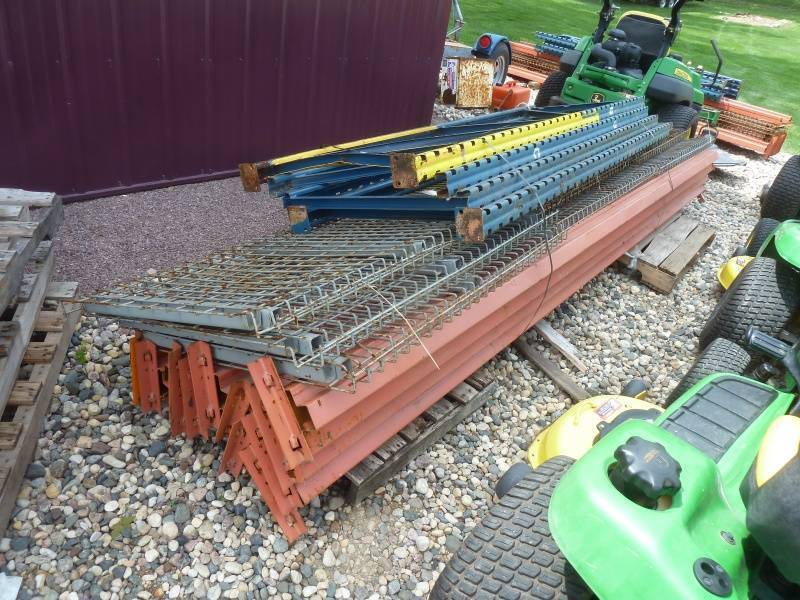 lot 15 image: Pallet Racking