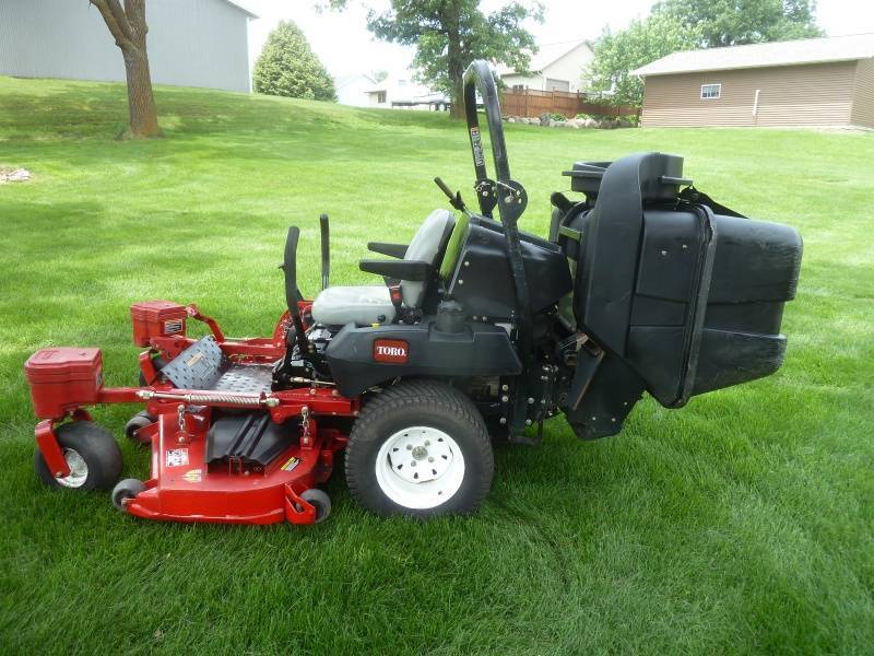 lot 8 image: Toro Z Master Commercial Mower