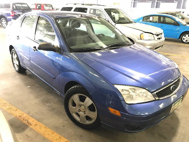 2005 Ford Focus ZX4