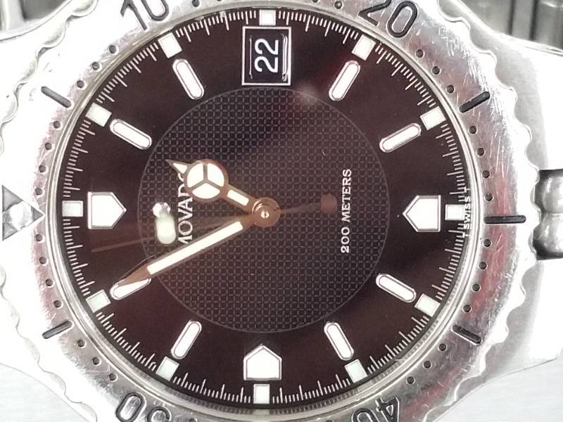 Older Mens Movado Stainless Steel 200 Meters Watch