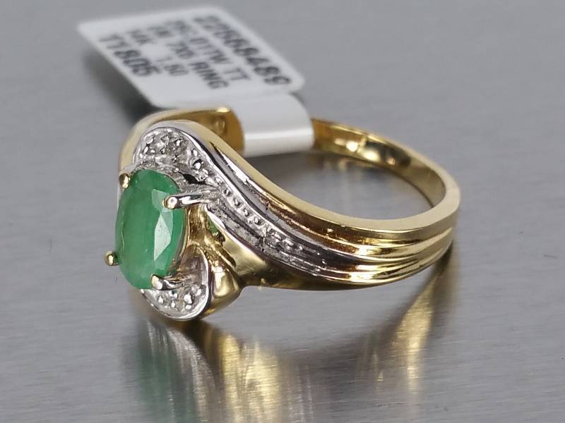 Natural Emerald and Diamond Ring in 14k Gold