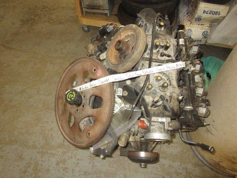 lot 7 image: 2003 5.3 L VORTEX CHEVROLET ENGINE.