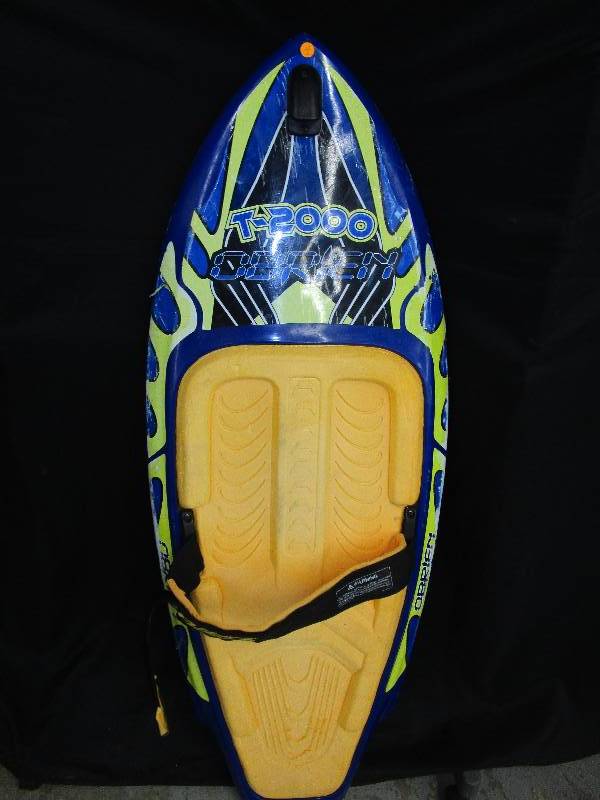 lot 20 image: T-2000 Obrien Wake Board