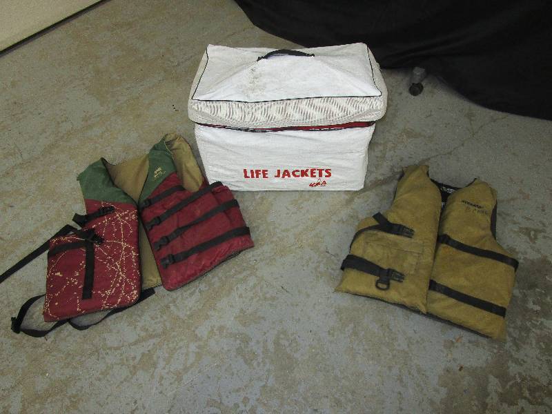 lot 57 image: Life Jackets 5 in the Bag