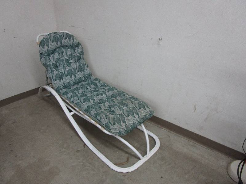 lot 72 image: Lounge Chair
