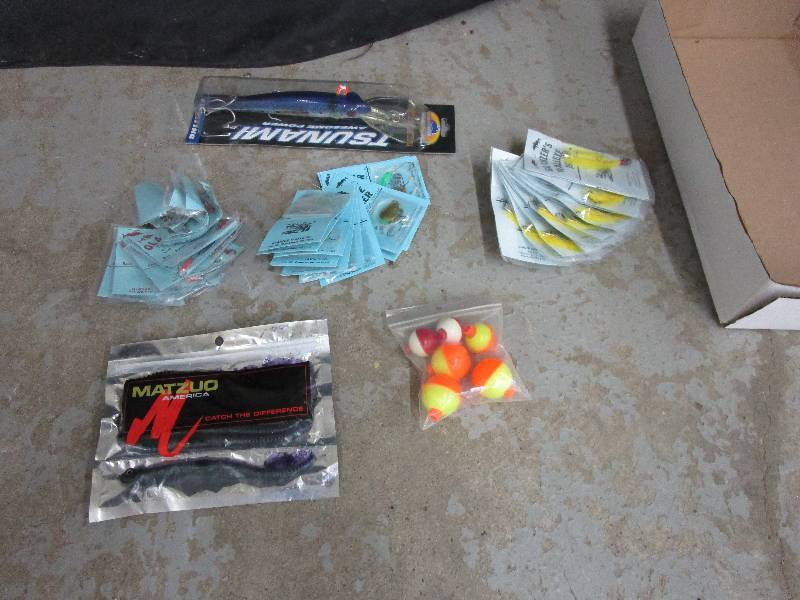 lot 113 image: 12 Jigs, 24 Spinners, Fish Bait, Bobbers and  2 12 Sardine Bunker TS Mega Minnow