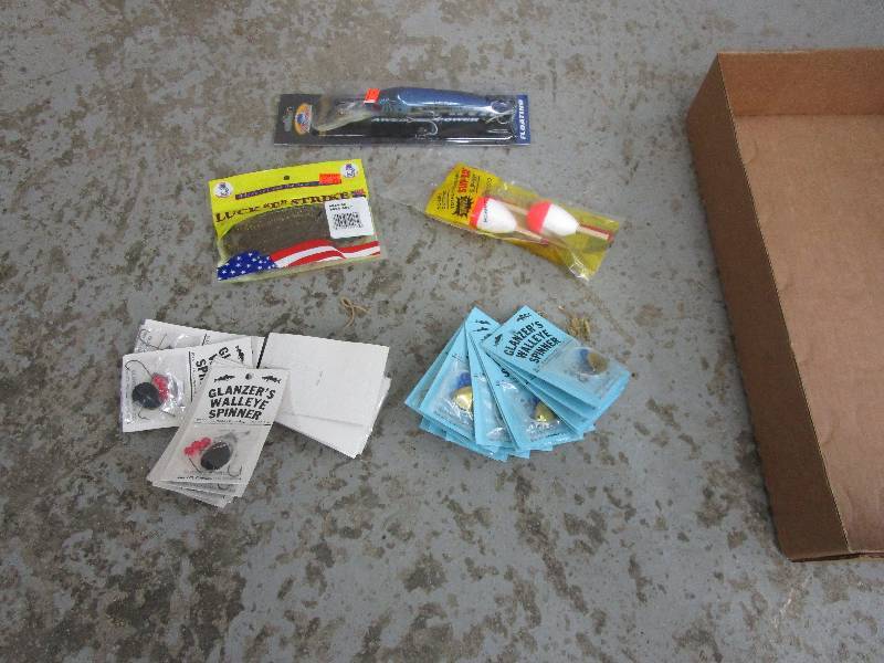 lot 120 image: Never Used 12 Jigs, 24 Spinners, Fish Bait, Bobbers and  1 12 Sardine Bunker TS Mega Minnow
