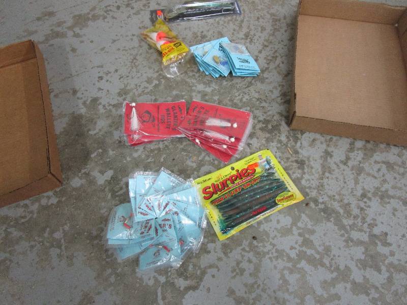 lot 124 image: Never Used 12 Jigs, 24 Spinners, Fish Bait, Bobbers and  1 12 Sardine Bunker TS Mega Minnow