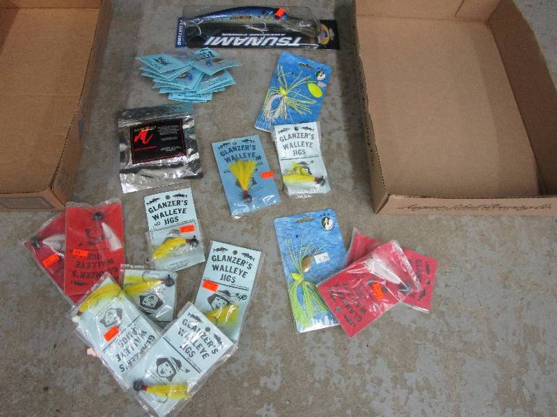lot 129 image: Never Used 12 Jigs, 24 Spinners, Fish Bait, Bobbers and  1 12 Sardine Bunker TS Mega Minnow