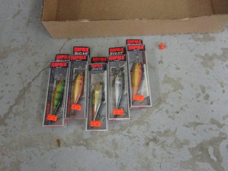 lot 141 image: 5 Unopened Rapalas