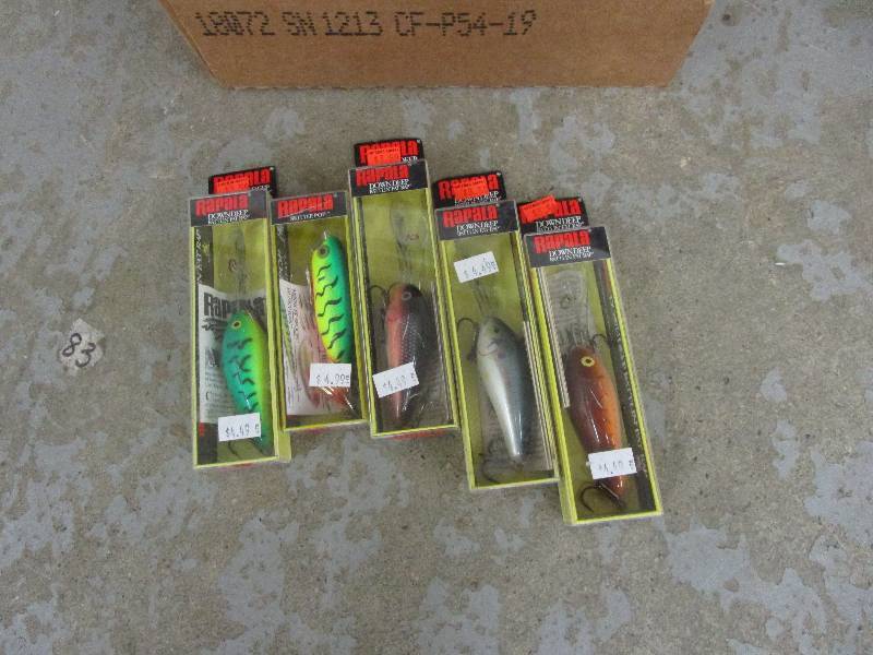 lot 152 image: 5 Unopened Rapalas
