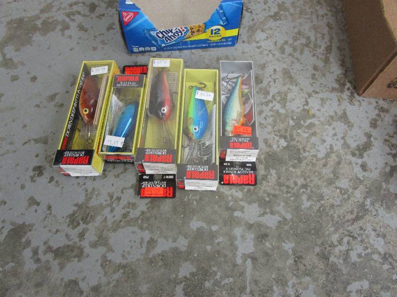 lot 155 image: 5 Unopened Rapalas