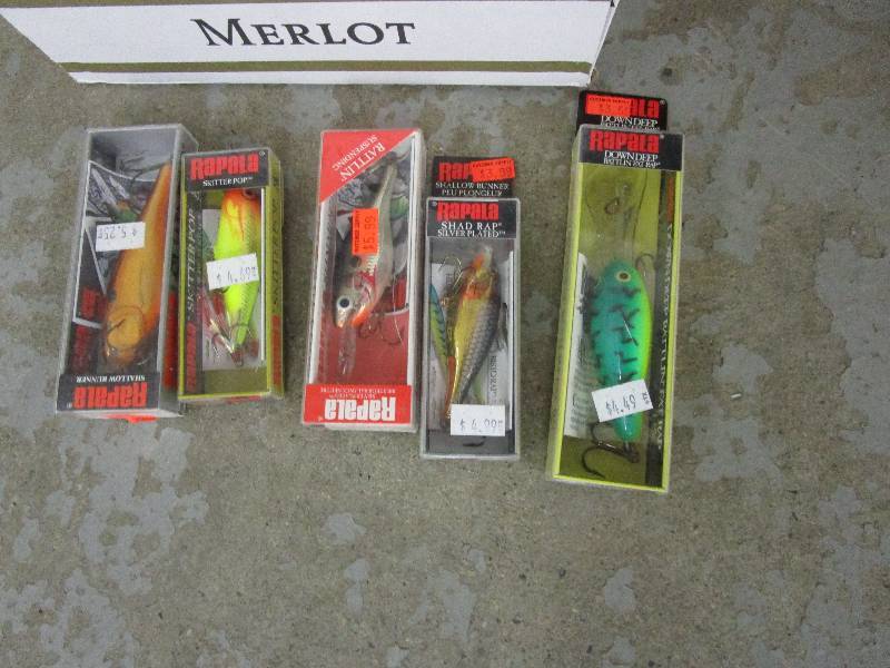 lot 158 image: 5 Unopened Rapalas